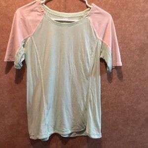 Lululemon top
